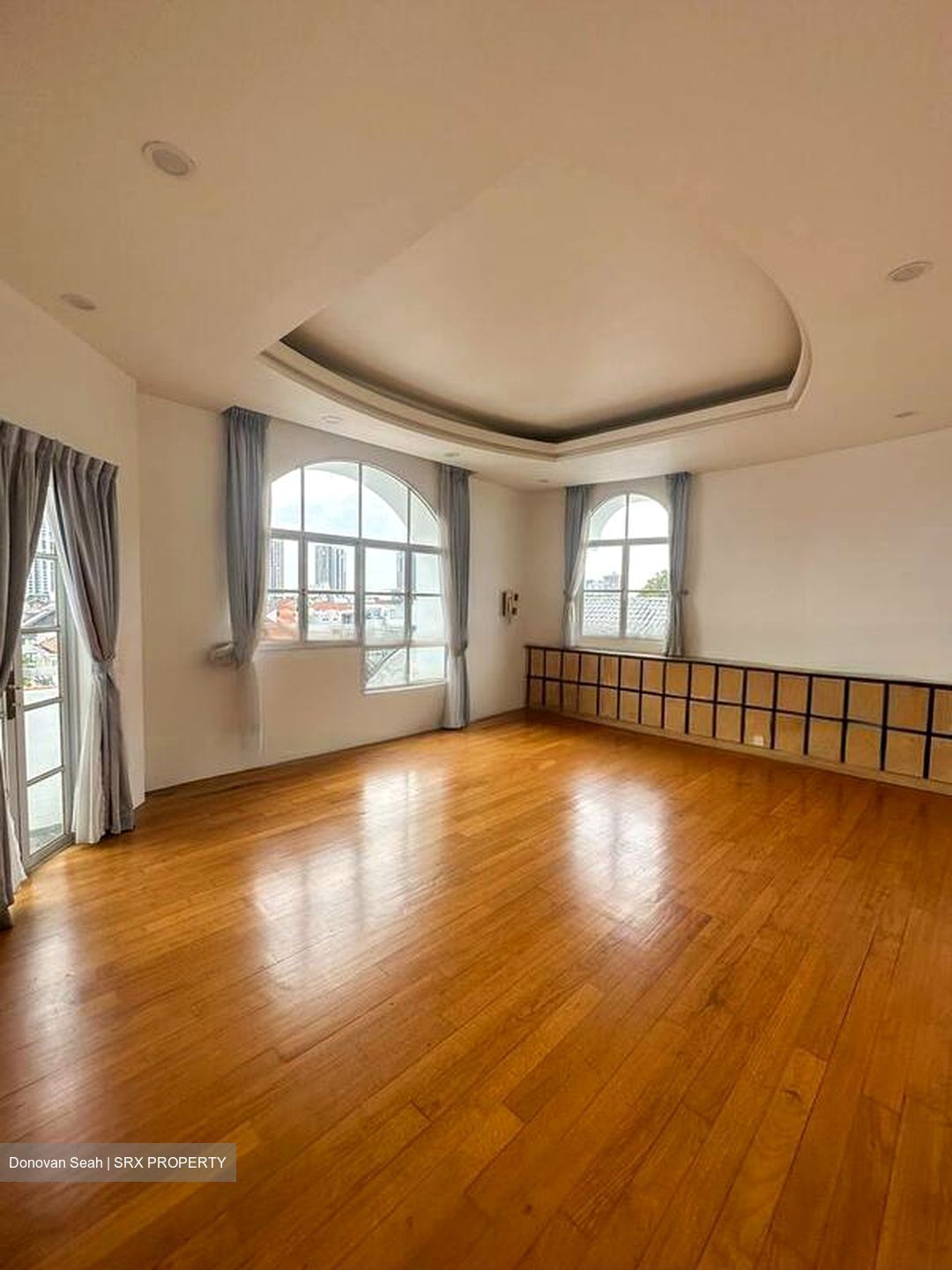 East Coast Hill (D16), Semi-Detached #472832801